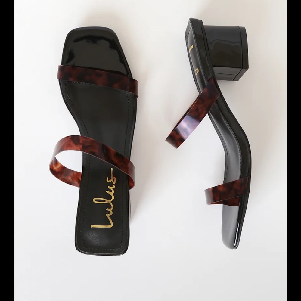 Lulus Fallyn Tortoise and Black Vinyl Mules